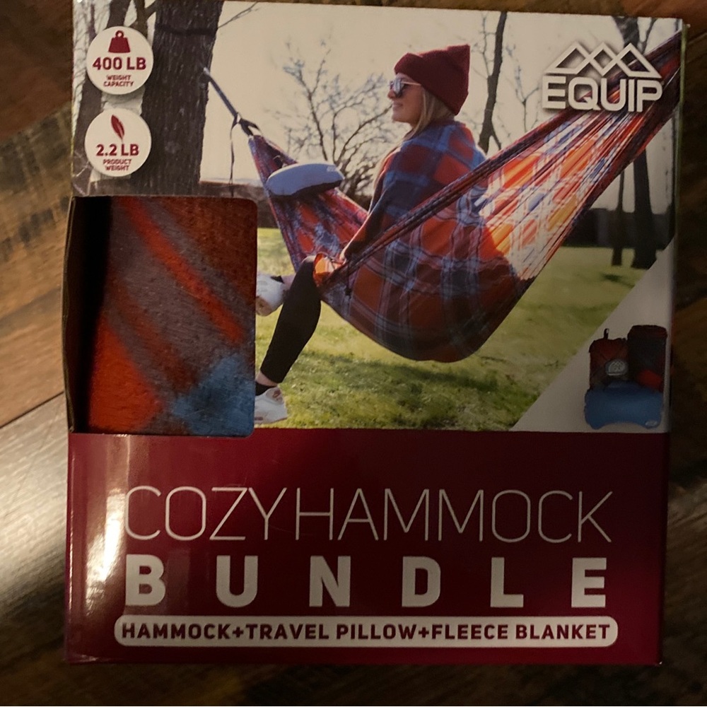 Cozy Hammock Bundle -Hammock, Travel Pillow + Blanket ~NEW!!!!!!! Blue/Red Plaid